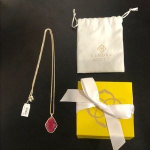 Kendra Scott Gold Long Necklace in Berry Illusion